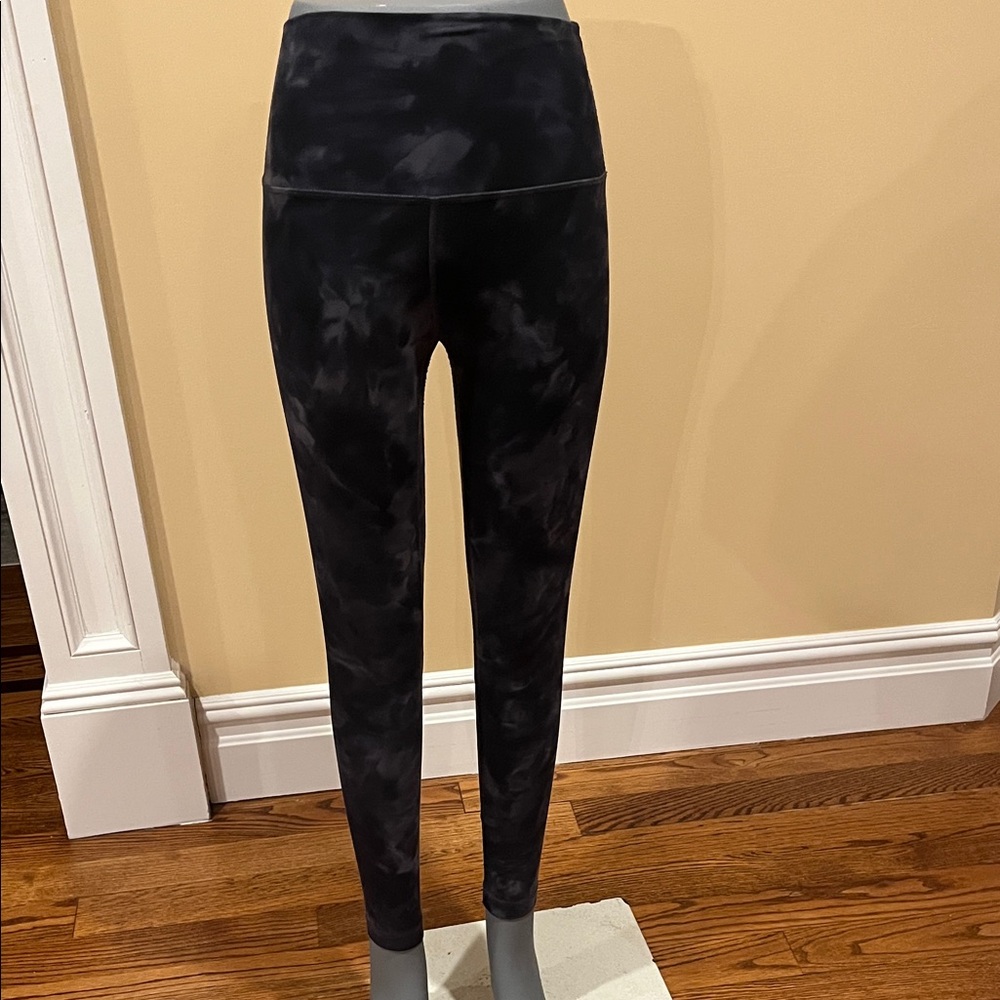 Lululemon Black Tie-Dye Leggings women size 2